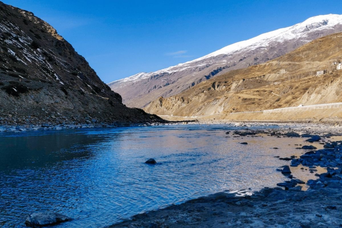 Manali Honeymoon Package